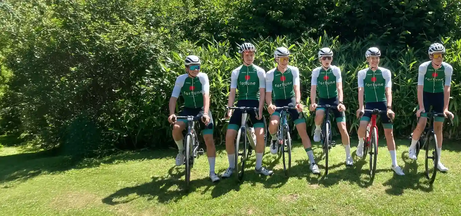 teamfoto wielerteam fortune coffee